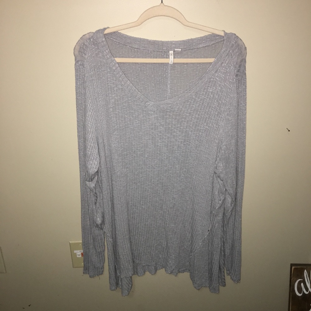 Ribbed Vneck Shirt